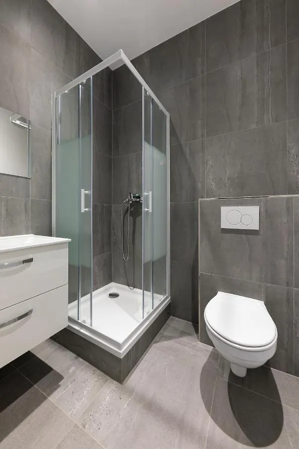 Chambre privative neuve quartier gare Luxembourg 0*,